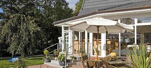 Hotel Herrlichkeit Dornum Janssen Экстерьер фото