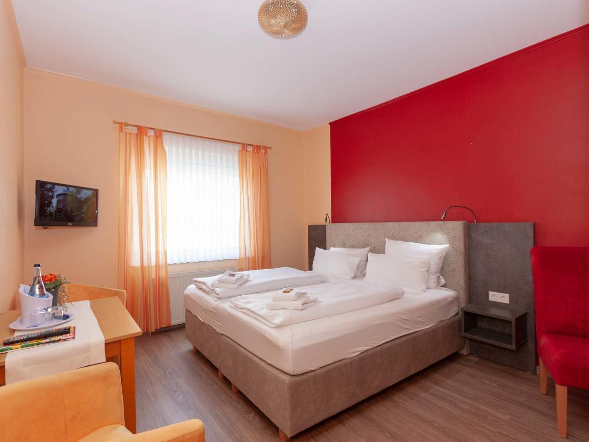 Hotel Herrlichkeit Dornum Janssen Экстерьер фото